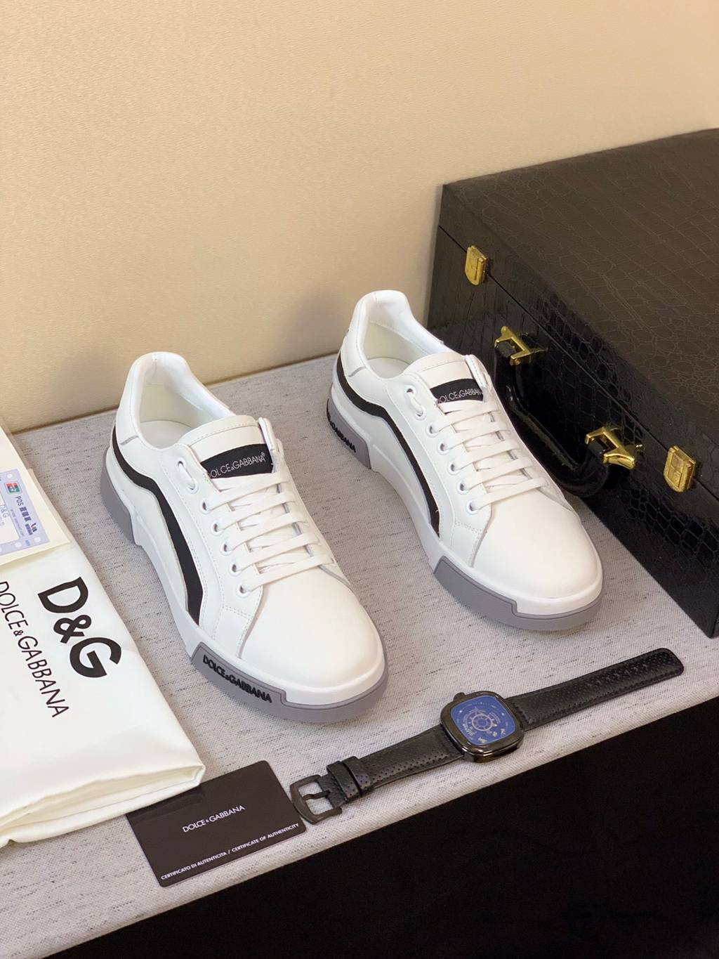 D*G sneaker